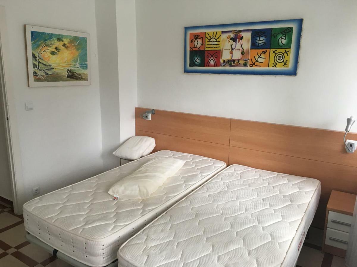 Apartamento Edificio La Playa Apartment Santoña Екстериор снимка