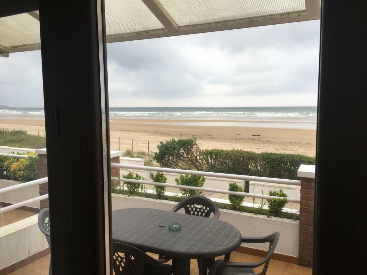 Apartamento Edificio La Playa Apartment Santoña Екстериор снимка